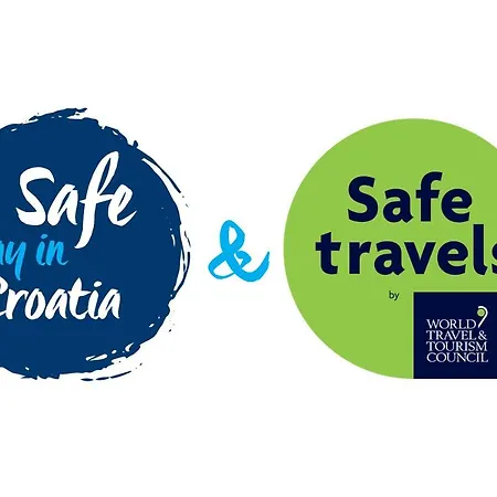 Bellevue Plava Laguna 아파트 *