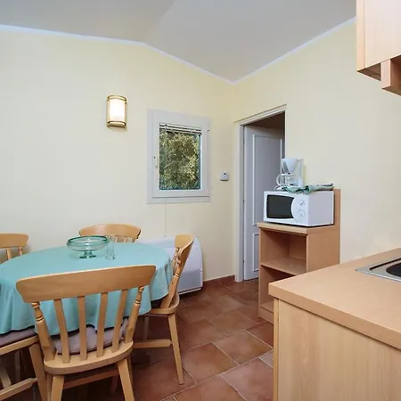 Bellevue Plava Laguna 아파트 *