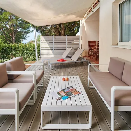 Bellevue Plava Laguna Daire *