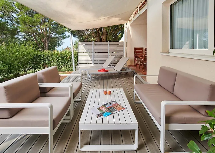 Bellevue Plava Laguna Апартаменты *